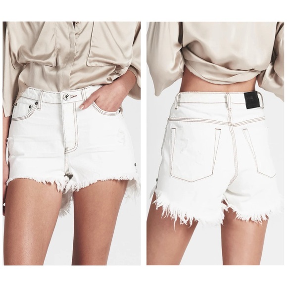One Teaspoon Pants - One Teaspoon High Waist Bonita Shorts coconut white size 25